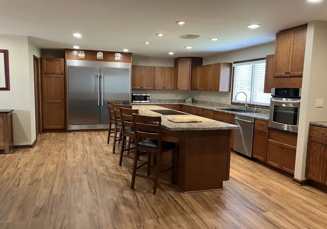 Photo 3 of Single family home for sale at 12268 Saraville Rd, Marion, IL 62959 | MLS# 12756820 | Listing updated on 2026-09-12