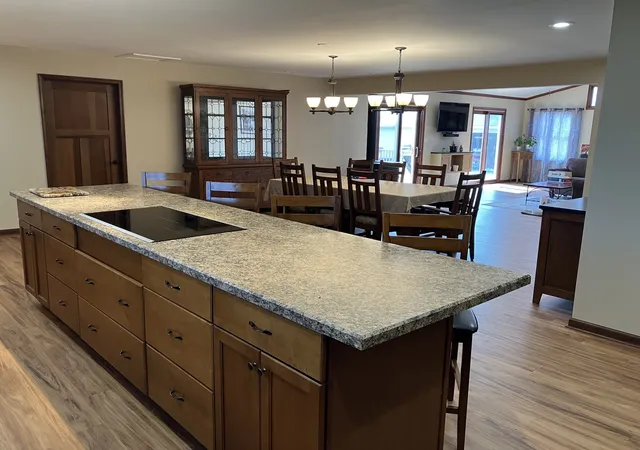 Photo 4 of Single family home for sale at 12268 Saraville Rd, Marion, IL 62959 | MLS# 12756820 | Listing updated on 2026-10-21