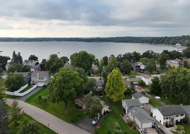 Photo 3 of Single family home for sale at 38025 N Academy Dr, Lake Villa, IL 60046 | MLS# 12756829 | Listing updated on 2026-09-12