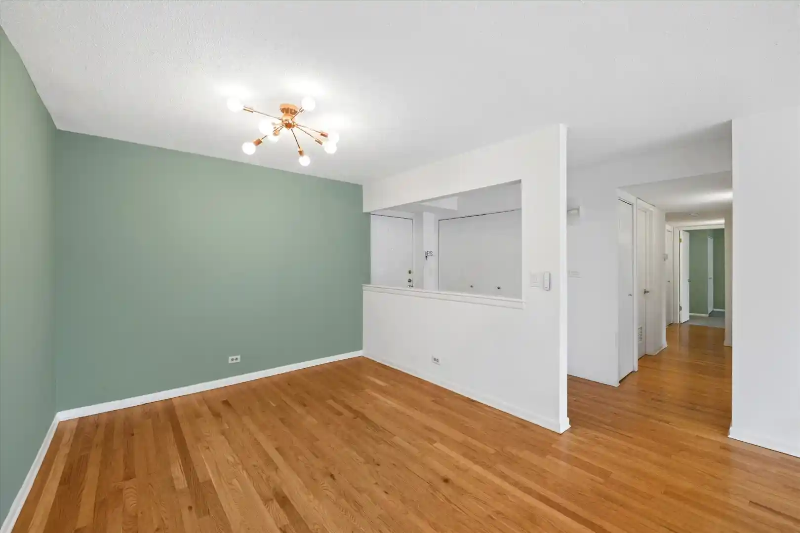 Listing Photo 2 - Condo for sale in 1738 Chicago Ave located at 1738 Chicago Ave, Evanston, IL 60201 - Unit #302