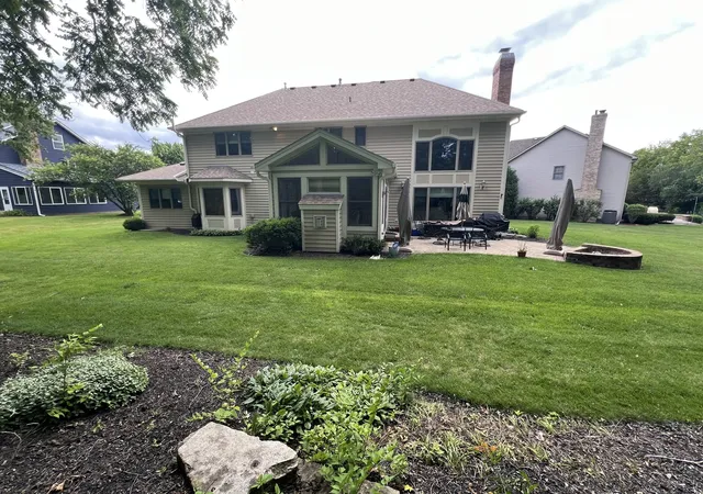 Photo 2 of Single family home for sale at 1500 Flag Day Dr, Batavia, IL 60510 | MLS# 12756841 | Listing updated on 2026-09-16