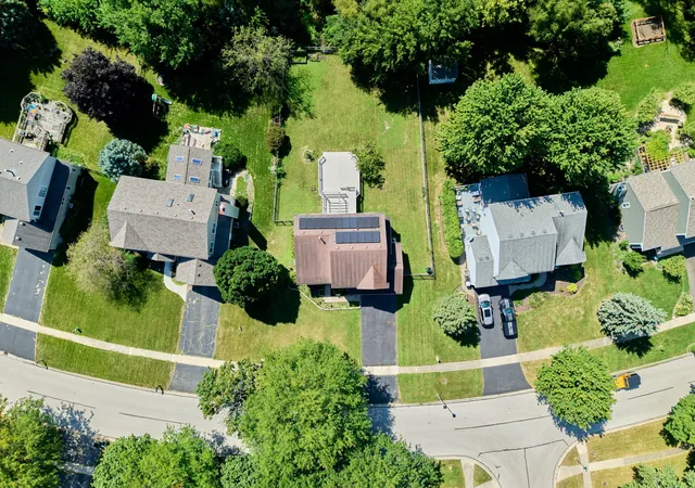Photo 3 of Single family home for sale at 691 Thorsen Ln, Batavia, IL 60510 | MLS# 12756846 | Listing updated on 2026-09-24