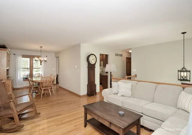 Photo 2 of Single family home for sale at 3924 Shiloh Dr, Johnsburg, IL 60051 | MLS# 12756854 | Listing updated on 2026-09-30