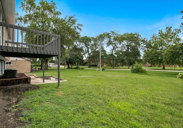 Photo 3 of Single family home for sale at 16101 Avalon Ave, South Holland, IL 60473 | MLS# 12756877 | Listing updated on 2026-09-17