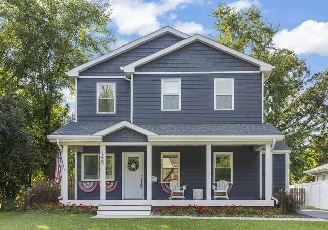 Photo 2 of Single family home for sale at 1225 Ash St, St. Charles, IL 60174 | MLS# 12756891 | Listing updated on 2026-09-14