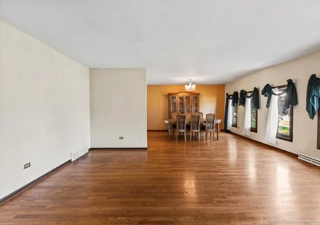 Photo 3 of Single family home for sale at 7348 Wheeler Dr, Orland Park, IL 60462 | MLS# 12756898 | Listing updated on 2026-10-02