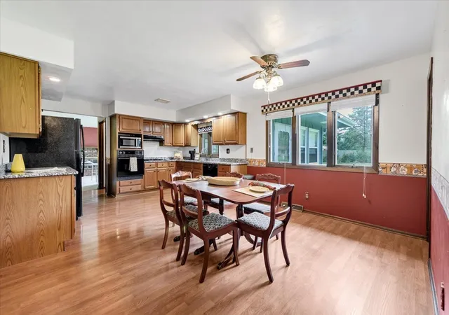 Photo 3 of Single family home for sale at 3932 Lemans Dr, Rockford, IL 61101 | MLS# 12756912 | Listing updated on 2026-10-04