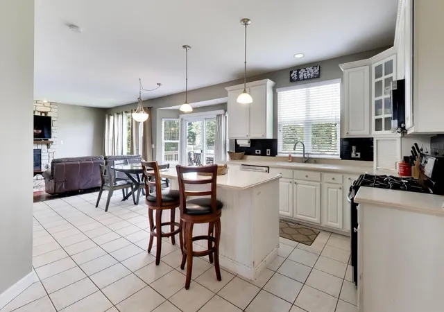 Photo 4 of Single family home for sale at 1904 Dakota Ridge, Johnsburg, IL 60051 | MLS# 12756918 | Listing updated on 2026-09-17