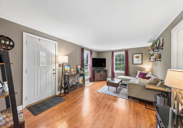 Photo 3 of Single family home for sale at 1703 Terrace Ave, Joliet, IL 60435 | MLS# 12756922 | Listing updated on 2026-10-05