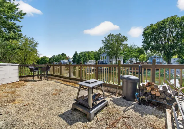 Photo 2 of Single family home for sale at 181 Eon Ln, Wilmington, IL 60481 | MLS# 12756930 | Listing updated on 2026-09-23