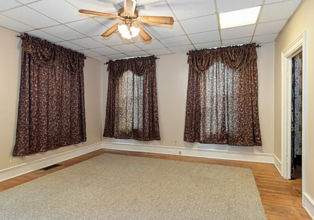 Photo 4 of Single family home for sale at 626 E Howard St, Pontiac, IL 61764 | MLS# 12756932 | Listing updated on 2026-10-06