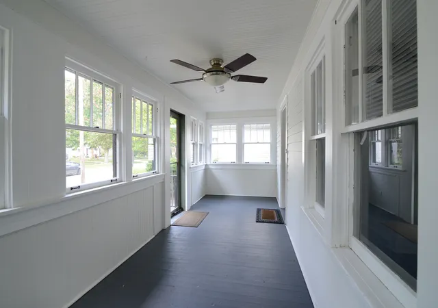 Photo 4 of Single family home for sale at 724 S 5th Street, St. Charles, IL 60174 | MLS# 12756941 | Listing updated on 2026-10-27