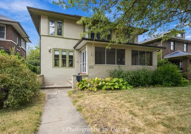 Photo 2 of Single family home for sale at 619 S Harrison Ave, Kankakee, IL 60901 | MLS# 12756949 | Listing updated on 2026-09-22