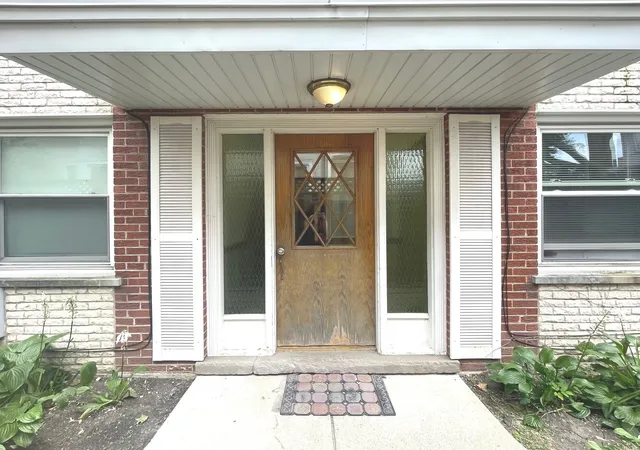 Photo 3 of Condo for sale at 406 Franklin Ave #2D, River Forest, IL 60305 | MLS# 12756957 | Listing updated on 2026-09-19