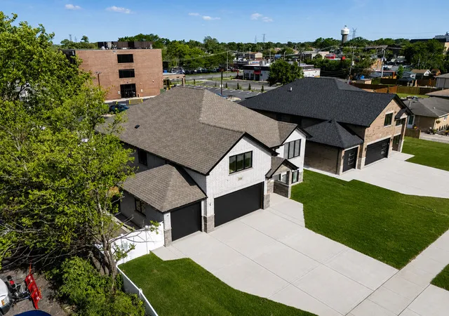 Photo 2 of Single family home for sale at 8003 S Oconto Ave, Bridgeview, IL 60455 | MLS# 12756963 | Listing updated on 2026-09-29