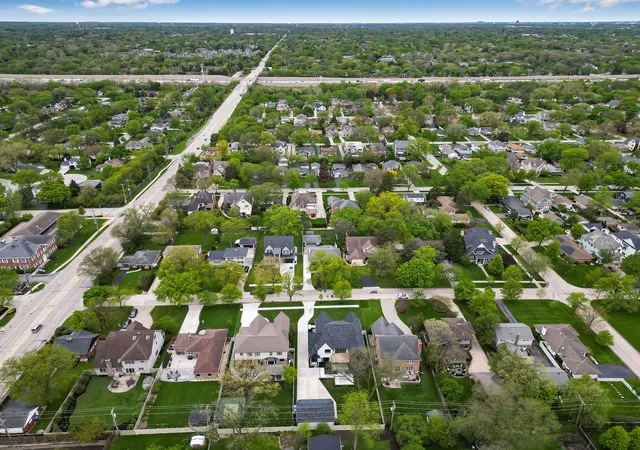 Photo 32 of Mansion for sale at 5429 Lawn Ave, Western Springs, IL 60558 | MLS# 12756974 | Listing updated on 2026-09-14