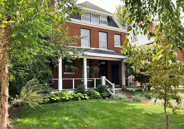 Photo 1 of Single family home for sale at 1454 Hampshire St, Quincy, IL 62301 | MLS# 12756979 | Listing updated on 2026-09-22
