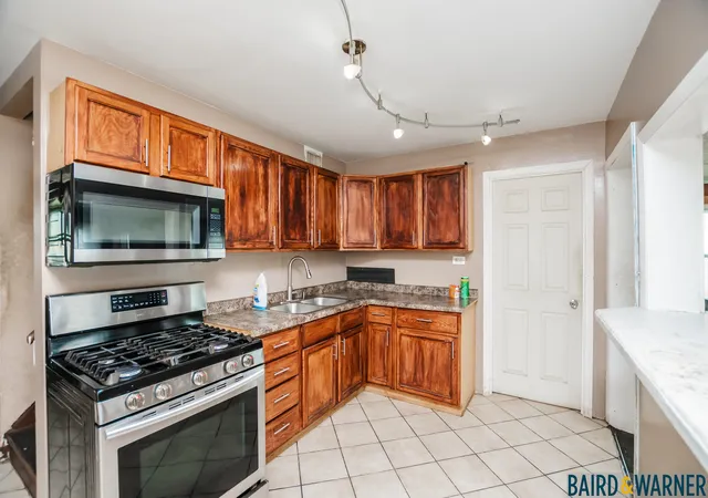 Photo 3 of Single family home for sale at 4911 S Kildare Ave, Chicago, IL 60632 | MLS# 12756987 | Listing updated on 2026-09-17