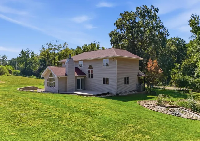 Photo 3 of Single family home for sale at 6421 N Legion Hall Rd, Dunlap, IL 61525 | MLS# 12757002 | Listing updated on 2026-09-17