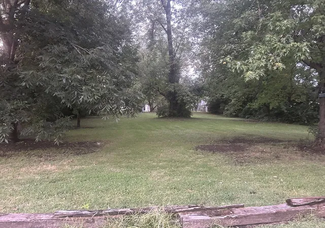 Photo 4 of Land for sale at 2005 E Cedar St, Springfield, IL 62703 | MLS# 12757015 | Listing updated on 2026-09-17