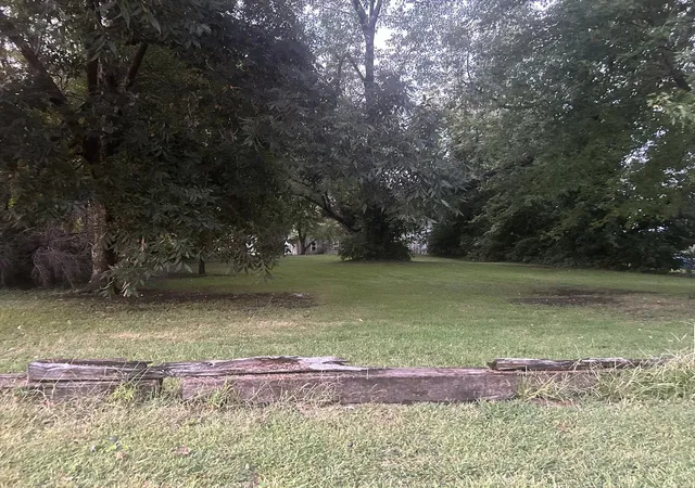Photo 6 of Land for sale at 2005 E Cedar St, Springfield, IL 62703 | MLS# 12757015 | Listing updated on 2026-10-23