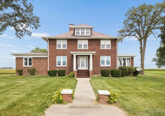 Photo 3 of Single family home for sale at 751 N 3150 Road, Utica, IL 61373 | MLS# 12757019 | Listing updated on 2026-10-08