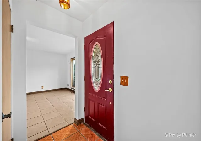 Photo 2 of Single family home for sale at 1218 Oakleaf Ave, Mc Henry, IL 60051 | MLS# 12757027 | Listing updated on 2026-09-14