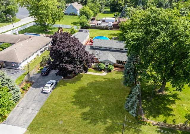 Photo 1 of Single family home for sale at 5821 W 127th Street, Palos Heights, IL 60463 | MLS# 12757031 | Listing updated on 2026-09-12