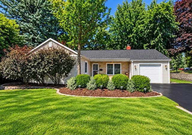 Photo 1 of Sale Pending at 60 E Terra Cotta Ave, Crystal Lake, IL 60014 | MLS# 12757035 | Listing updated on 2026-10-03