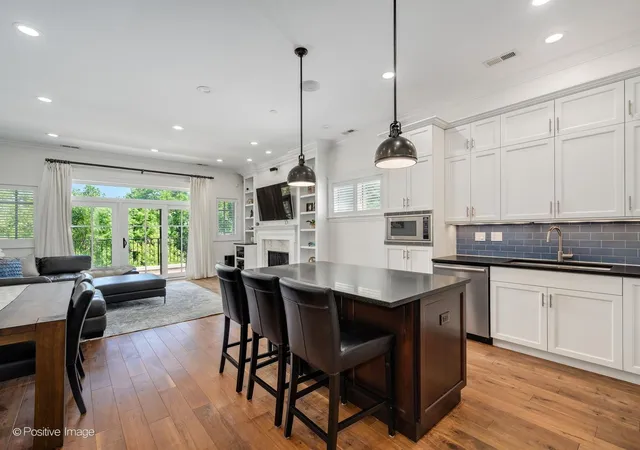 Photo 2 of Sale Pending at 2242 N Seminary Ave #3, Chicago, IL 60614 | MLS# 12757041 | Listing updated on 2026-10-07