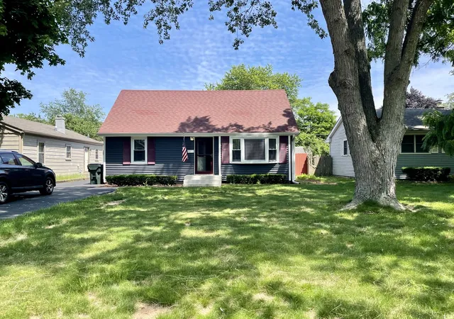 Photo 1 of Single family home for sale at 1205 Fulton Ave, Winthrop Harbor, IL 60096 | MLS# 12757047 | Listing updated on 2026-09-16