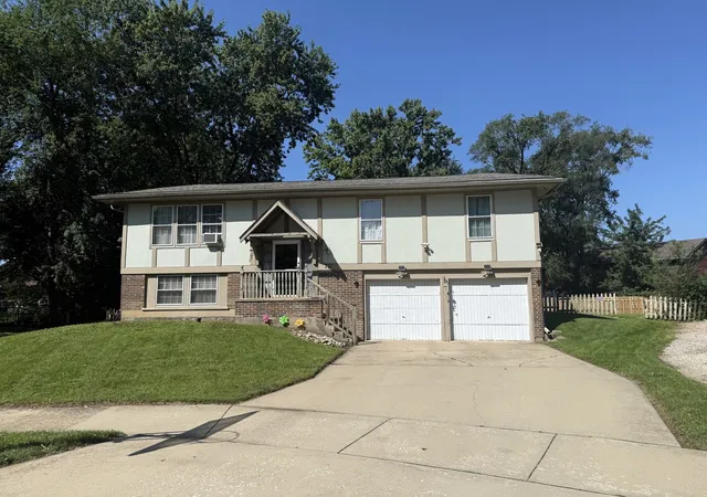 Photo 1 of Single family home for sale at 311 Robinhood Ct, Bolingbrook, IL 60440 | MLS# 12757050 | Listing updated on 2026-10-05
