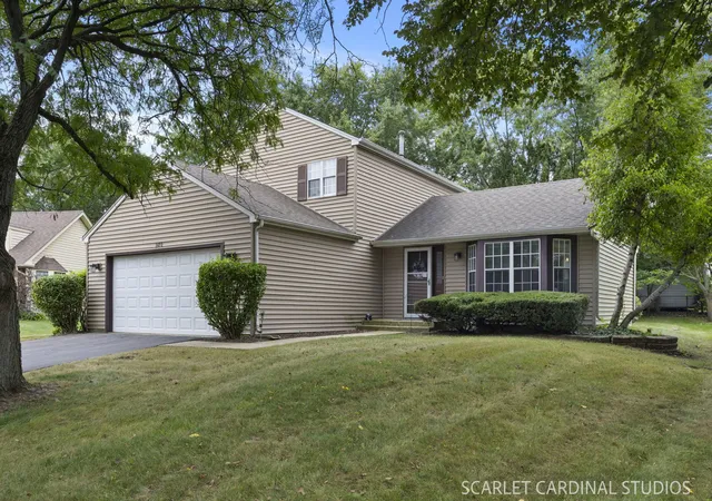 Photo 1 of Single family home for sale at 980 Oakland Ln, Aurora, IL 60504 | MLS# 12757068 | Listing updated on 2026-10-03