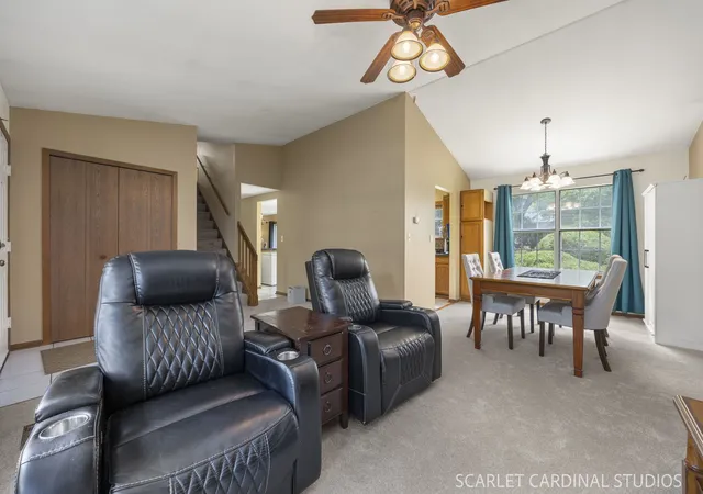 Photo 3 of Single family home for sale at 980 Oakland Ln, Aurora, IL 60504 | MLS# 12757068 | Listing updated on 2026-10-03