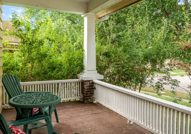 Photo 3 of Sale Pending at 328 Washington St, Rockford, IL 61104 | MLS# 12757069 | Listing updated on 2026-09-17