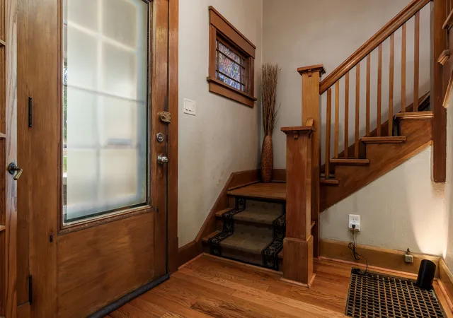 Photo 3 of Single family home for sale at 328 Washington St, Rockford, IL 61104 | MLS# 12757069 | Listing updated on 2026-09-11