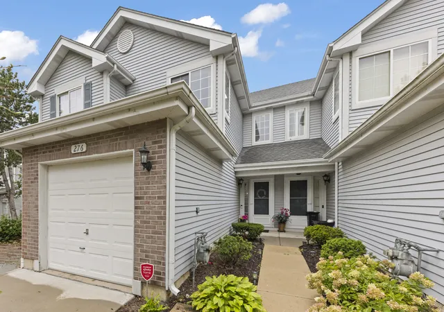 Photo 2 of Townhouse for sale at 276 Sierra Pass Dr, Schaumburg, IL 60194 | MLS# 12757072 | Listing updated on 2026-09-17