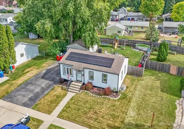 Photo 3 of Single family home for sale at 1625 Sunrise Dr, De Kalb, IL 60115 | MLS# 12757088 | Listing updated on 2026-09-22