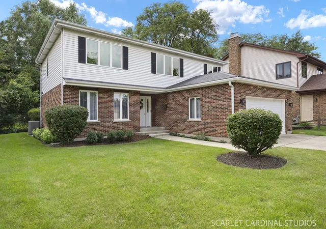 Photo 2 of Single family home for sale at 519 Calduto Cir, Villa Park, IL 60181 | MLS# 12757100 | Listing updated on 2026-09-12