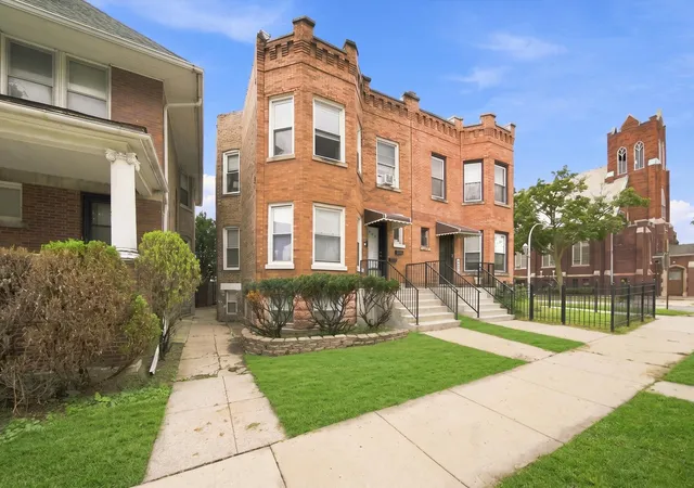 Photo 1 of Multi family home for sale at 856 N Waller Ave, Chicago, IL 60651 | MLS# 12757105 | Listing updated on 2026-09-24