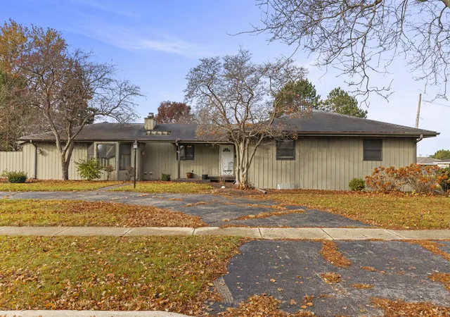 Photo 1 of Single family home for sale at 10501 Cindy Jo Ave, Huntley, IL 60142 | MLS# 12757113 | Listing updated on 2026-09-24