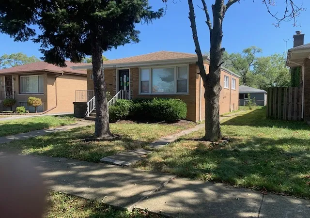 Photo 2 of Single family home for sale at 15123 Wabash Ave, South Holland, IL 60473 | MLS# 12757138 | Listing updated on 2026-09-17