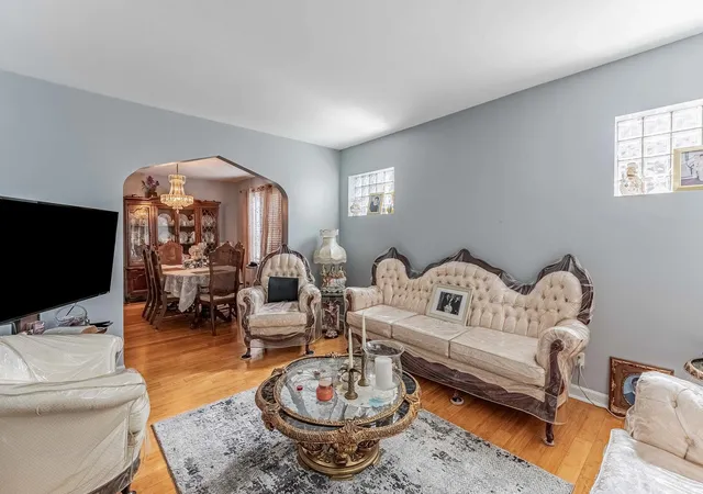 Photo 2 of Single family home for sale at 5511 West 31st St, Cicero, IL 60804 | MLS# 12757158 | Listing updated on 2026-09-17