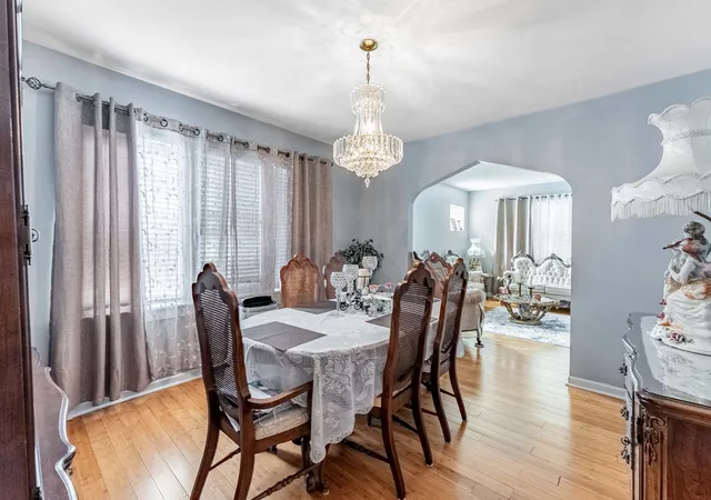 Photo 4 of Single family home for sale at 5511 West 31st St, Cicero, IL 60804 | MLS# 12757158 | Listing updated on 2026-09-17