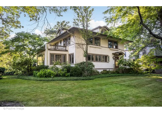 Photo 1 of Single family home for sale at 304 Cumnor Rd, Kenilworth, IL 60043 | MLS# 12757168 | Listing updated on 2026-09-16