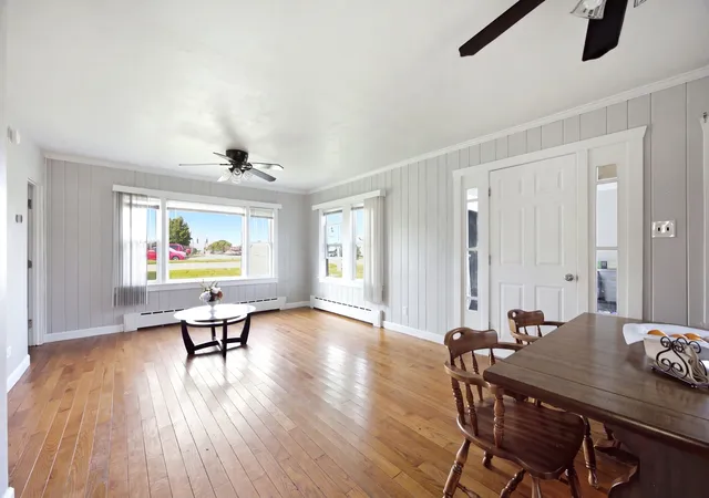 Photo 3 of Single family home for sale at 2110 N Green Bay Rd, Waukegan, IL 60087 | MLS# 12757178 | Listing updated on 2026-09-17