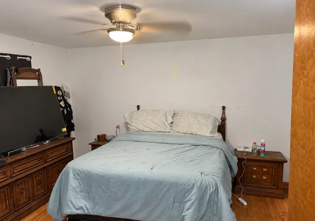 Photo 4 of Single family home for sale at 15923 Vine Ave, Harvey, IL 60426 | MLS# 12757189 | Listing updated on 2026-09-17