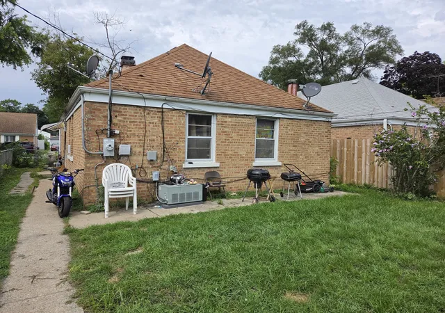 Photo 12 of Single family home for sale at 411 50th Avenue, Bellwood, IL 60104 | MLS# 12757192 | Listing updated on 2026-09-14