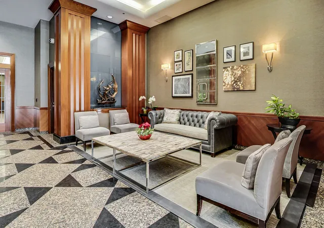 Listing Photo 4 - Condo for sale in building located at 545 N Dearborn St, Chicago, IL 60654 - Unit #2309