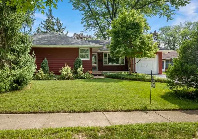 Photo 2 of Single family home for sale at 2508 Wyoming Dr, Rockford, IL 61108 | MLS# 12757230 | Listing updated on 2026-09-13